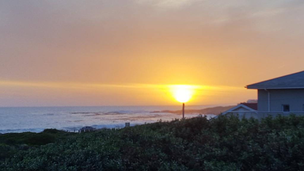 Strandloper Apartments Hermanus Exterior foto