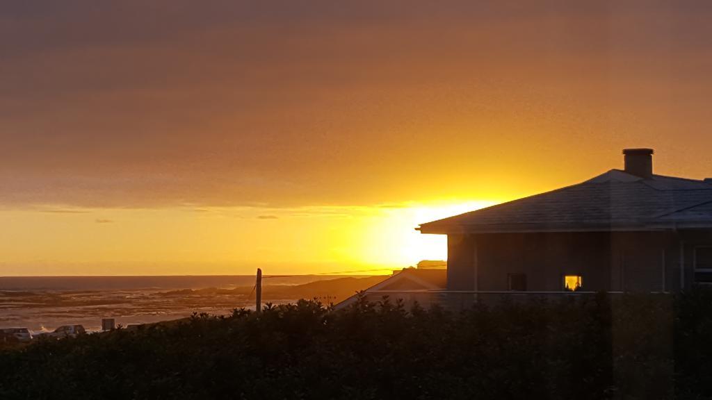 Strandloper Apartments Hermanus Exterior foto